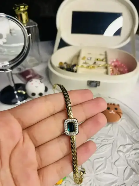 Green Stone Embellished Bracelet